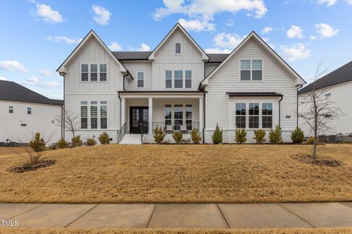 1462 Sierra Glen Cir, Apex, NC, 27502-7421 | Card Image