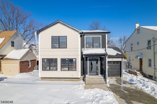 131 Palsa Ave, Elmwood Park, NJ, 07407-1248 | Card Image