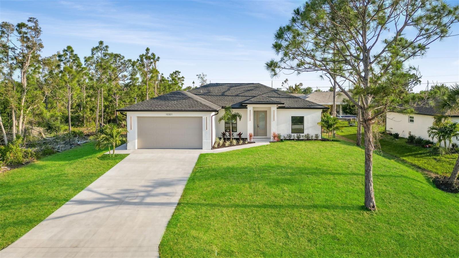 Rockford Ave, Englewood, FL 34224
