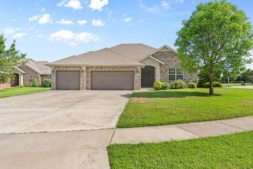 1935 N Pavilion Place, Strafford, MO, 65757 | Card Image