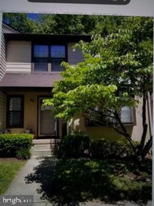5904 Roberts Common Ct, BURKE, VA, 22015-2801 | Card Image