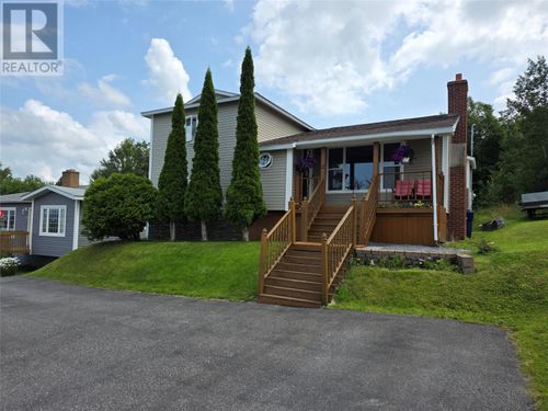 11 Philip Drive, House with 3 bedrooms, 2 bathrooms and null parking in Corner Brook NL | Card Image