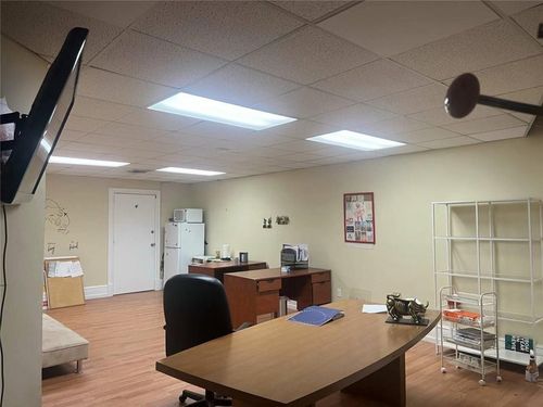 ste-308-3974 Amboy Rd, Staten Island, NY, 10308-2414 | Card Image