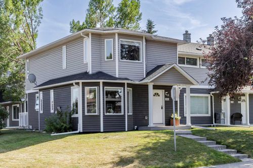 690 Regal Pk Ne, Calgary, AB, T2E0S6 | Card Image
