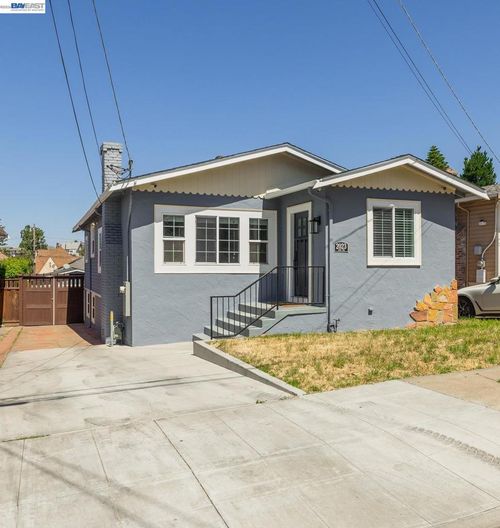 2023 46th Ave, Oakland, CA, 94601-4609 | Card Image