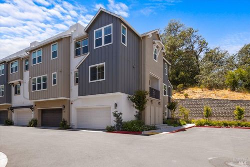 649 Semillon Ln, Santa Rosa, CA, 95403-2884 | Card Image