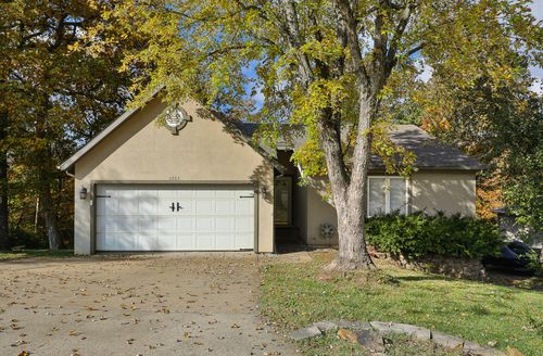 2725 Maple St, Hollister, MO, 65672-5183 | Card Image