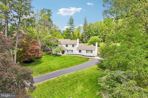 38 Dunminning Rd, NEWTOWN SQUARE, PA, 19073-1801 | Card Image