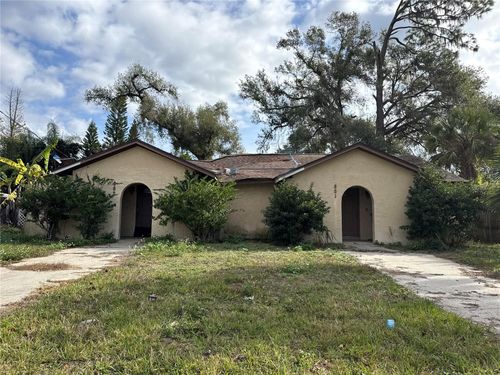 801 N Kingsway Rd, Seffner, FL, 33584-3632 | Card Image