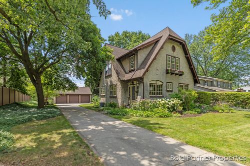 2342 Elliott St, Grand Rapids, MI, 49506-4635 | Card Image