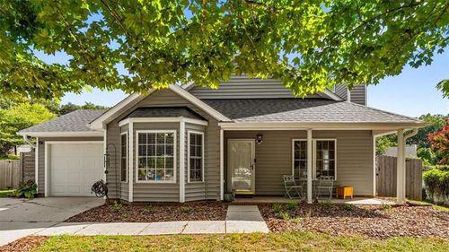 21 Crestbrook Ct, Greensboro, NC, 27455-1487 | Card Image