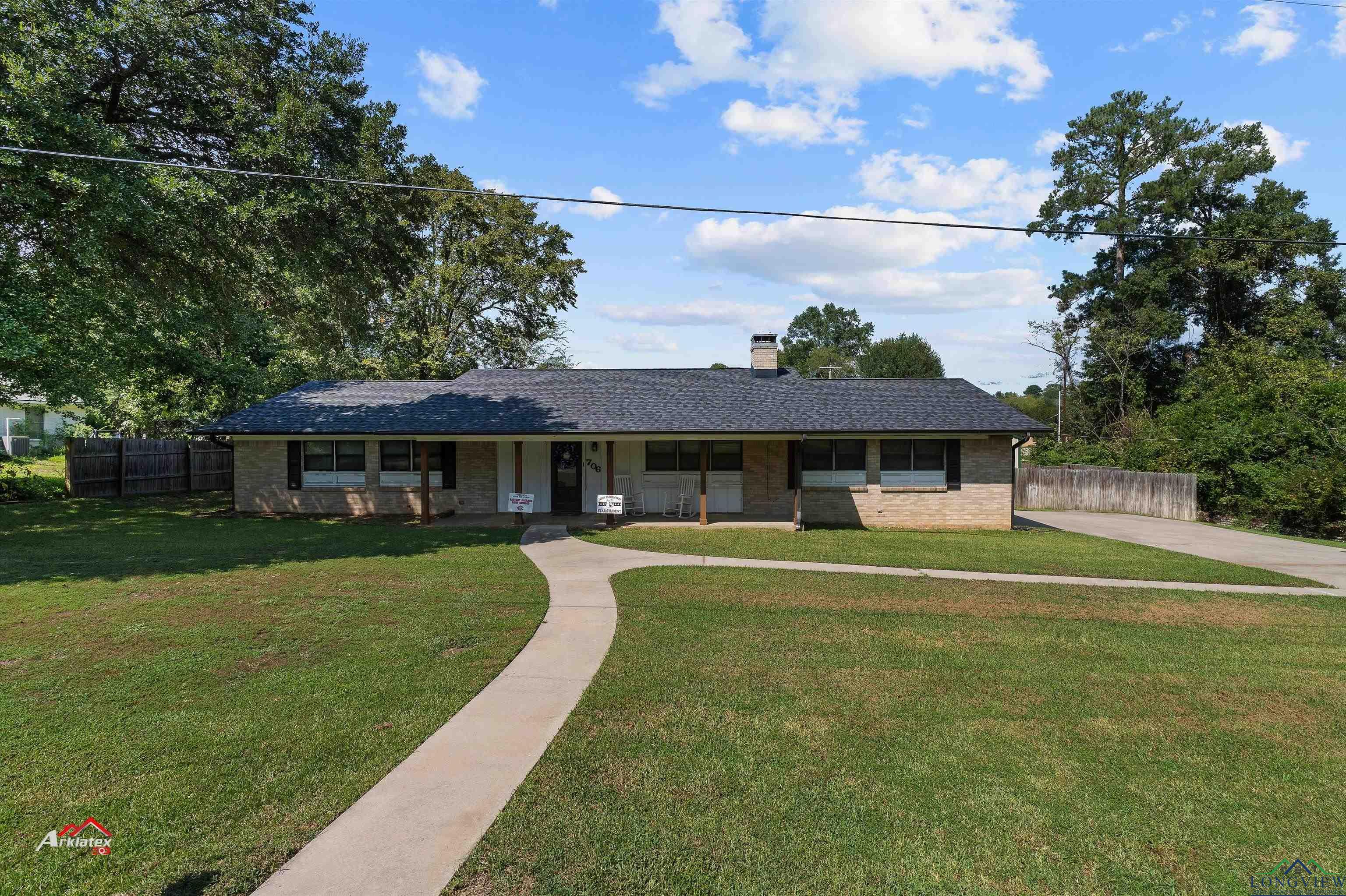 Beverly Dr, Carthage, TX 75633