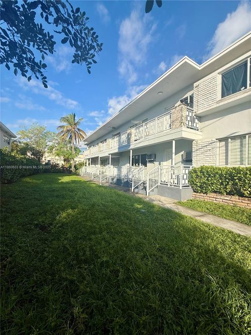 apt-6-7600 Dickens Ave, Miami Beach, FL, 33141-2239 | Card Image