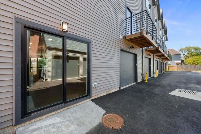 12 - 1106 Oak St, Condo with 2 bedrooms, 3 bathrooms and null parking in Columbus OH | Image 40