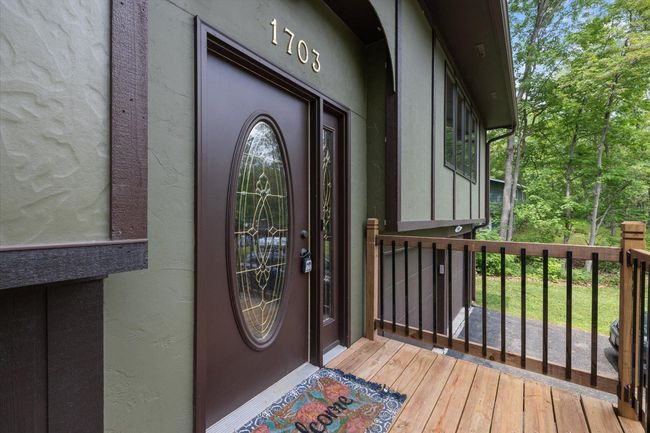 Front Door | Image 9