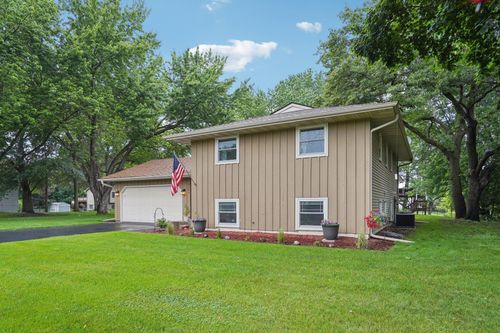 2285 123rd Ln Nw, Coon Rapids, MN, 55448-1252 | Card Image