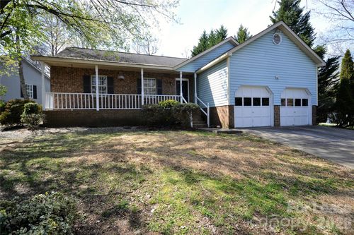 6041 Acadian Woods Dr, Charlotte, NC, 28227-3322 | Card Image