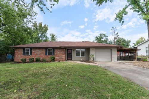 1311 Royal Dr, Bentonville, AR, 72712-6467 | Card Image