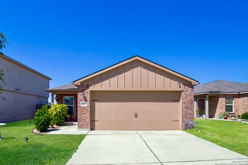 4016 Northaven Trl, New Braunfels, TX, 78132-0104 | Card Image