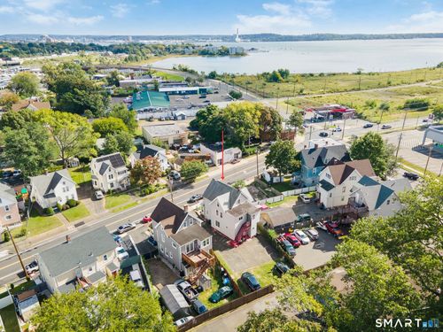 458 First Ave, West Haven, CT, 06516-3816 | Card Image