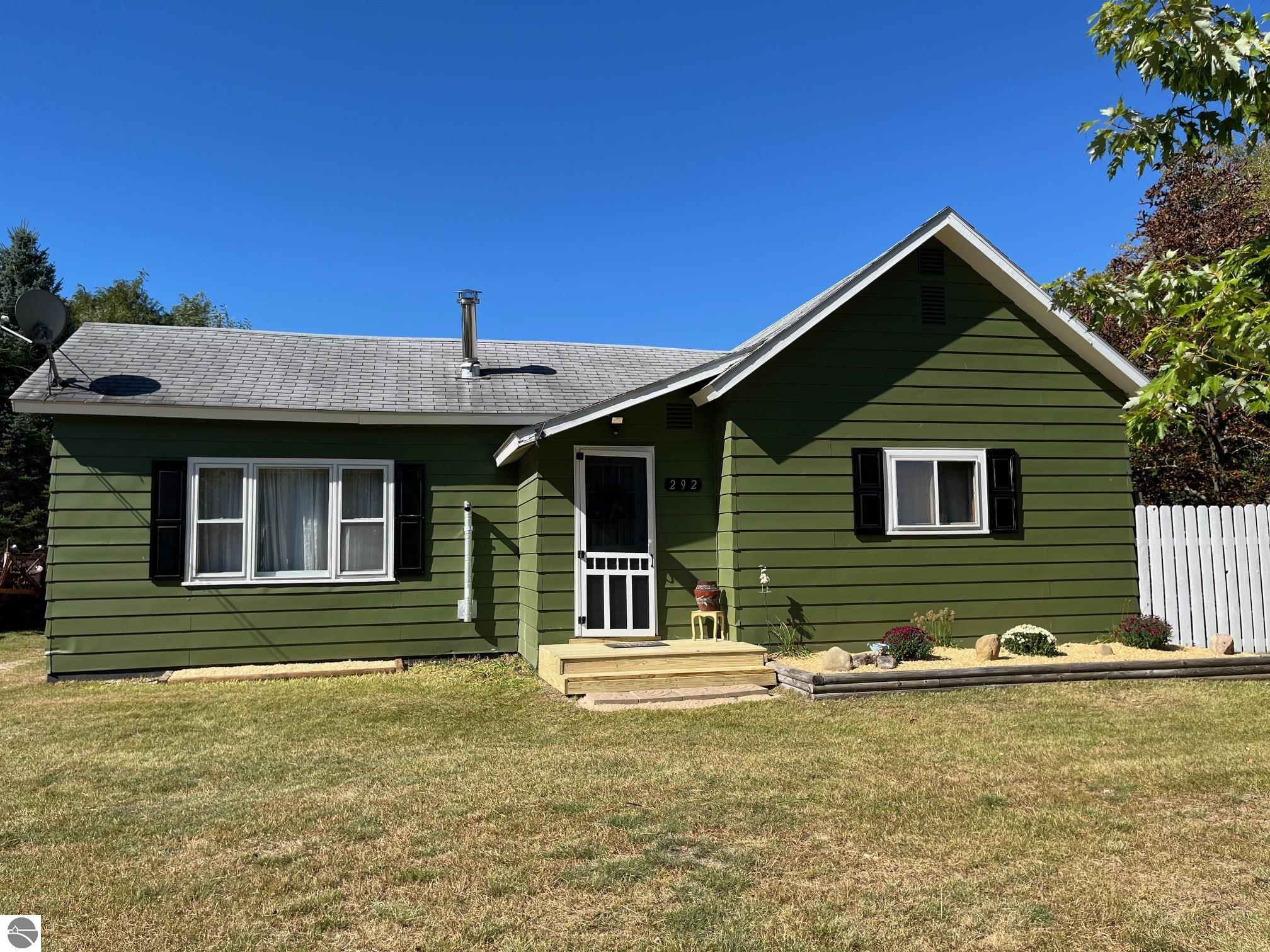 Baldwin St, Lake City, MI 49651