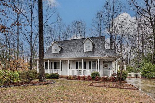 2411 Regency Dr, Randleman, NC, 27317-9515 | Card Image