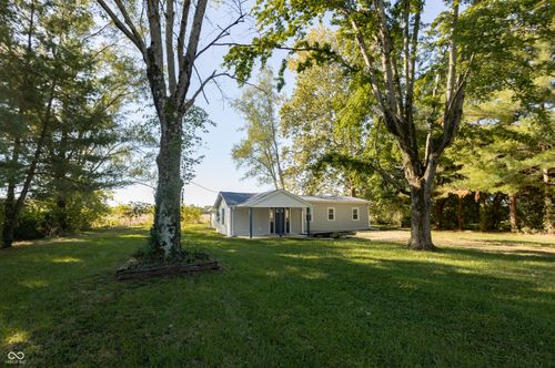 141 Dawson St, Columbus, IN, 47201-7902 | Card Image