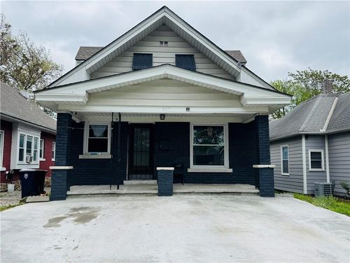 527 Quincy Ave, Kansas City, MO, 64124-2225 | Card Image