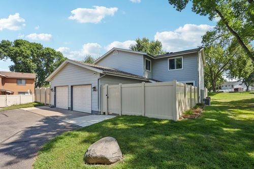 3441 67th St E, Inver Grove Heights, MN, 55076-1604 | Card Image