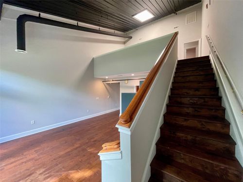 4-250 W Washington St, Madison, GA, 30650-1210 | Card Image
