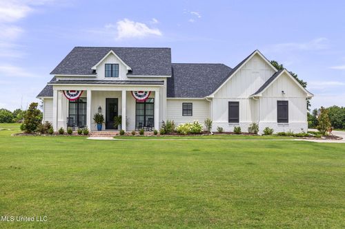 113 Belle Chasse Dr, Brandon, MS, 39047-1204 | Card Image