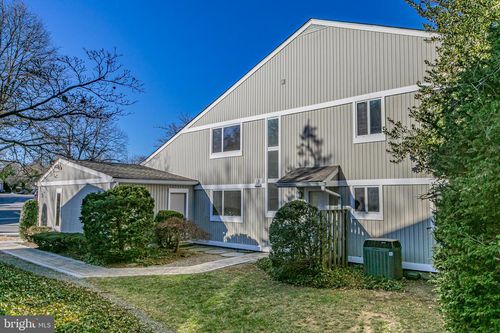 7 Gordon Way, Princeton, NJ, 08540-3925 | Card Image