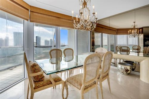 22h-19707 Turnberry Way, Aventura, FL, 33180 | Card Image