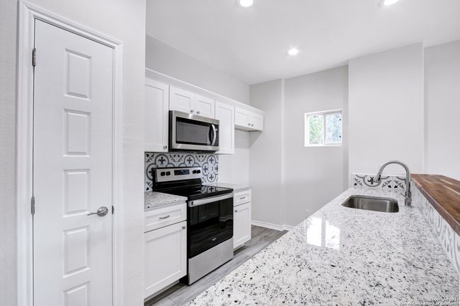 2514 Contour Dr, House other with 3 bedrooms, 3 bathrooms and null parking in Spring Branch TX | Image 12