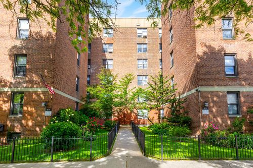 d5-65-35 108 Street, New York, NY, 11375 | Card Image