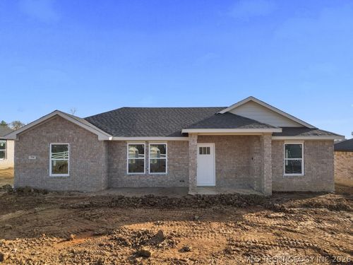 714 W 6th St, Atoka, OK, 74525-2600 | Card Image