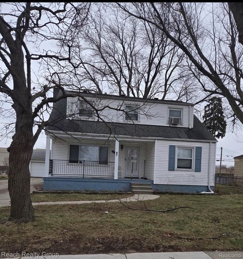 20010 Voiland St, Roseville, MI, 48066-1108 | Card Image