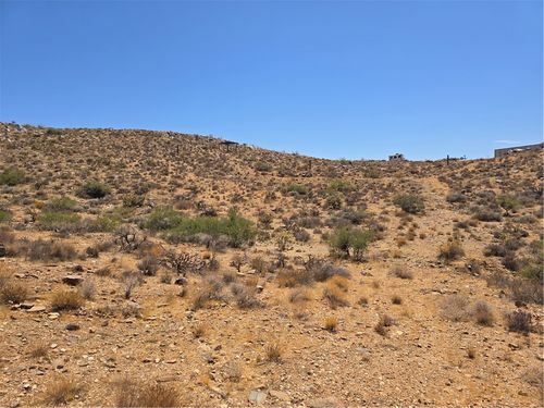 0000 N Smoketree Cir, Golden Valley, AZ, 86413 | Card Image