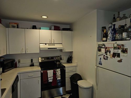 304-10 Weston Ave, Quincy, MA, 02170-1842 | Card Image