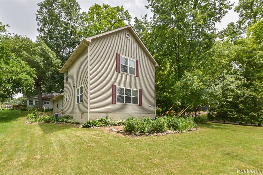Lakeshore Rd, Whitmore Lake, MI 48189 #1