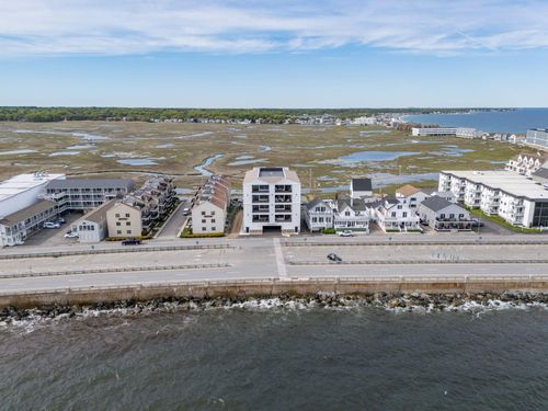 302-465 Ocean Blvd, Hampton, NH, 03842-3635 | Card Image