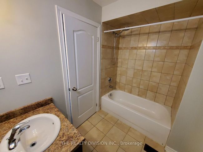 28 - 715 Grandview St N, House attached with 3 bedrooms, 3 bathrooms and 1 parking in Oshawa ON | Image 17