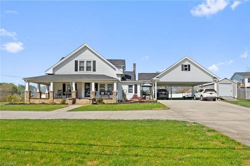 1430 Forrest Dr, Mount Airy, NC, 27030-5121 | Card Image