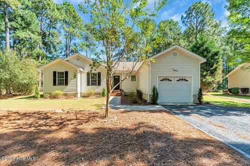145 Laurel Oak Ln, Pinebluff, NC, 28373-8020 | Card Image