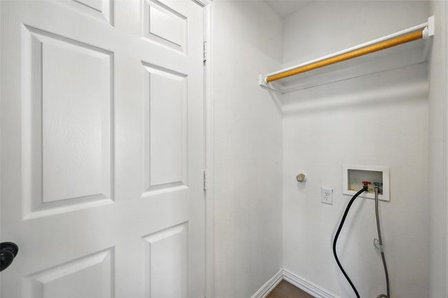 713 Madeline Ct, House other with 3 bedrooms, 2 bathrooms and null parking in Azle TX | Image 25