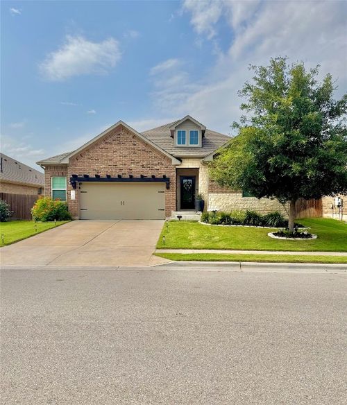 272 Rimrock Ct, Bastrop, TX, 78602-2174 | Card Image