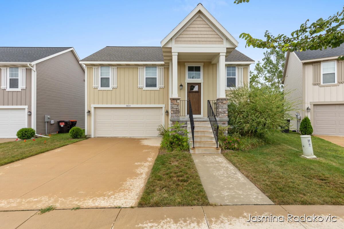 Blazing Star St, Grand Rapids, MI 49512