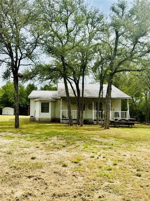146 Crooked Hollow Rd, Elgin, TX, 78621-5590 | Card Image