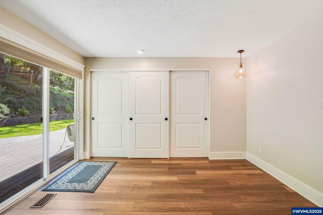 241 Silver Loop, House other with 4 bedrooms, 3 bathrooms and null parking in Silverton OR | Image 26