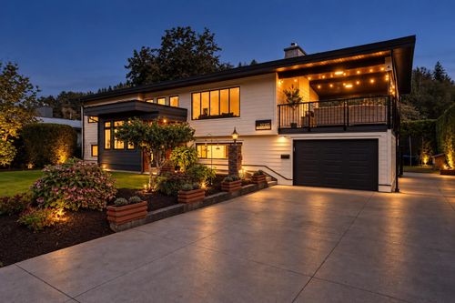 10165 Brentwood Dr, Chilliwack, BC, V2P6G5 | Card Image